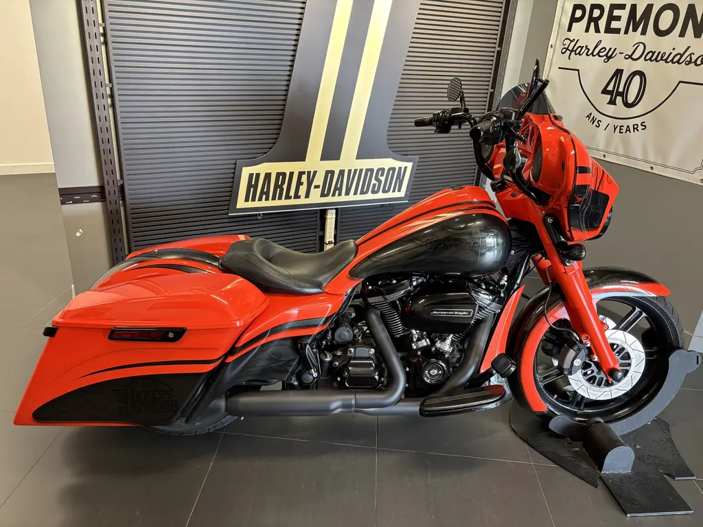 2018 Harley-Davidson FLHXS Street Glide Special FLHXS