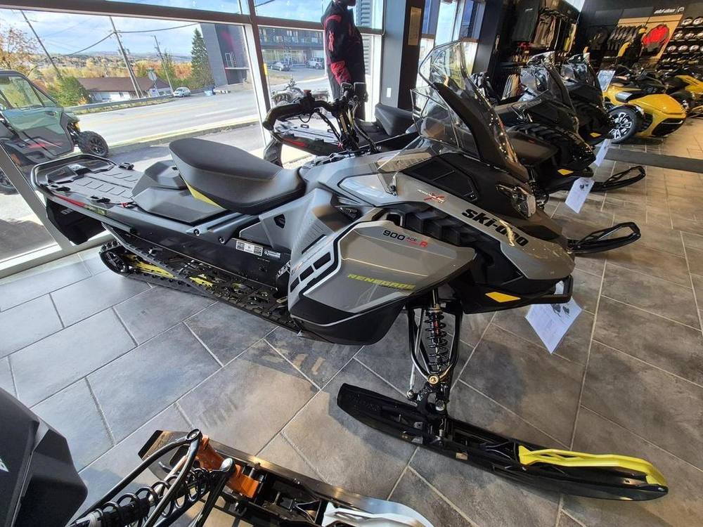 Ski-doo Renegade Adrenaline 900 R Turbo 2026 alt