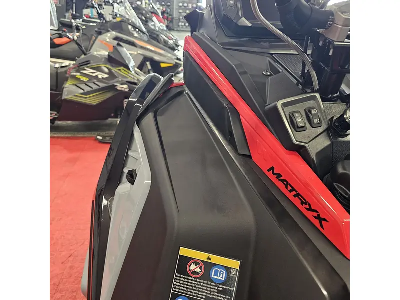 2025 Polaris 850 RMK KHAOS 155