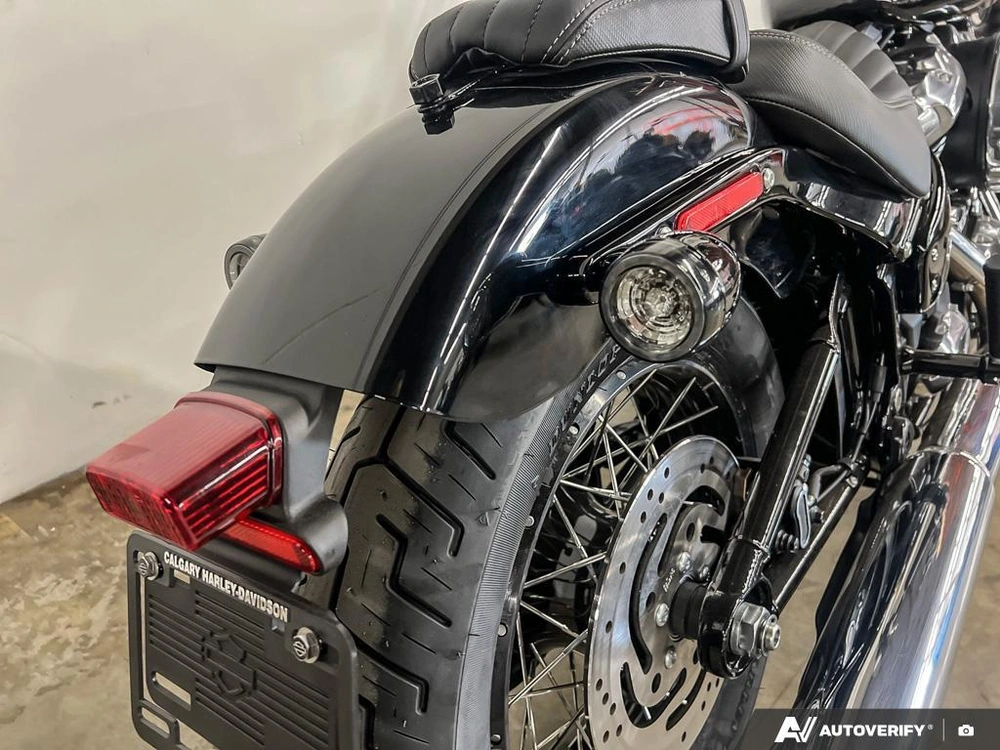 2025 Harley-davidson Fxbb - Street Bob® alt