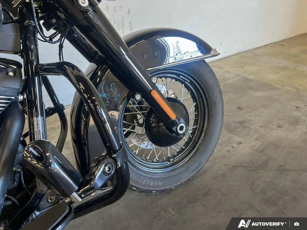 2024 Harley-davidson Flhcs - Heritage Classic alt