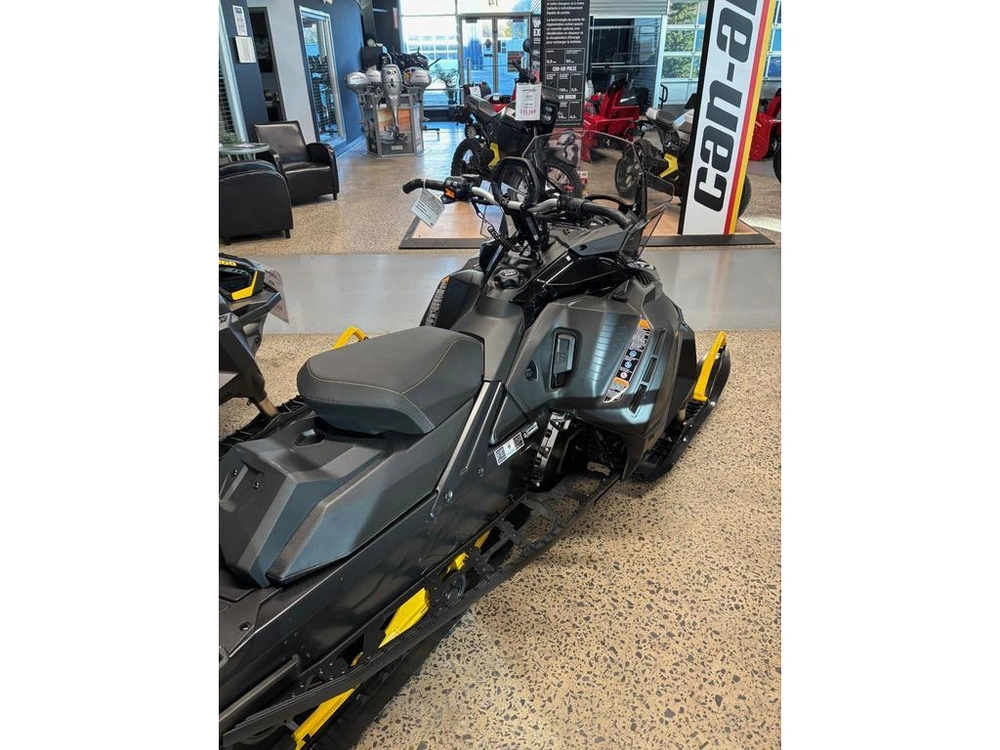 Ski-doo Tundra Le 2025 alt
