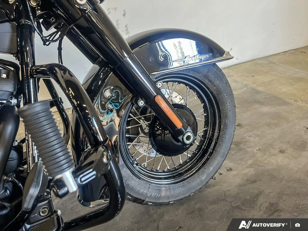 2024 Harley-davidson Flhcs - Heritage Classic alt
