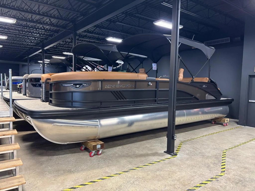 Bennington Marine 24 Msb 2026 alt