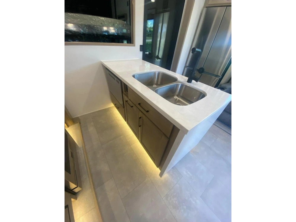 2024 Riverstone Legacy Toy Hauler alt