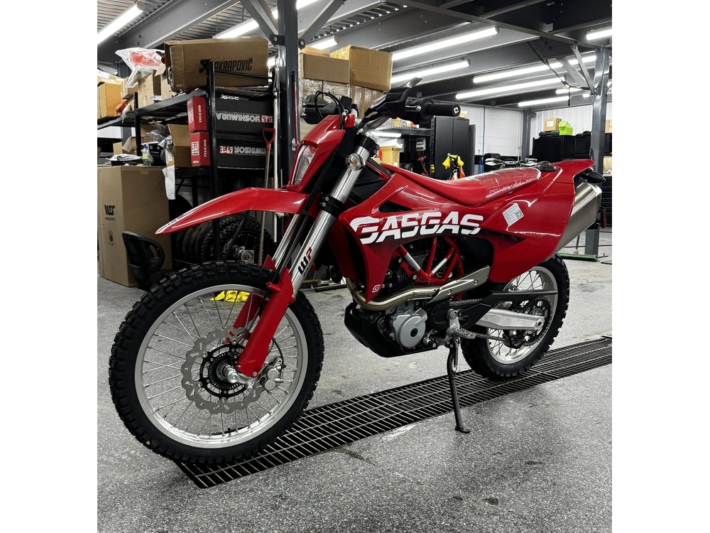 Gasgas Es 700 2023 alt
