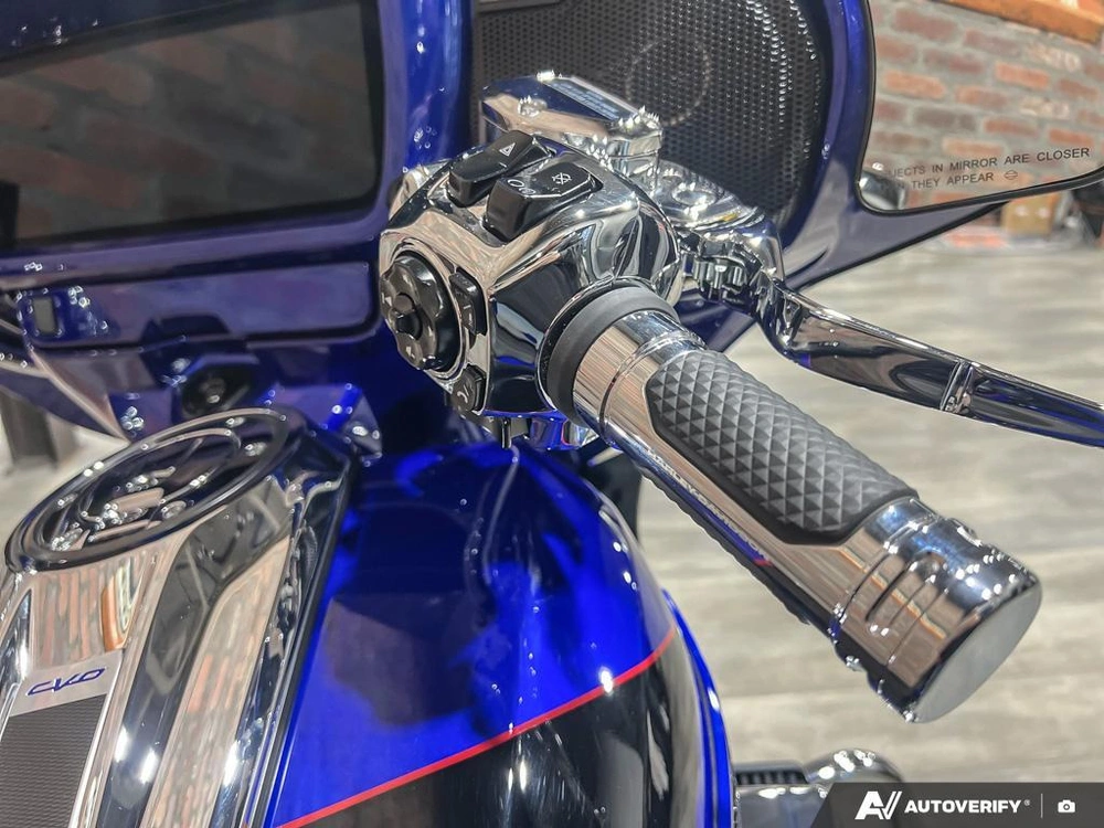 2025 Harley-davidson Flhxse - Cvo™ Street Glide™ alt