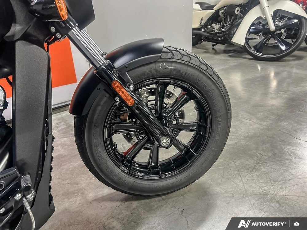 2022 Indian Motorcycle Scout® Bobber Abs Black Metallic alt