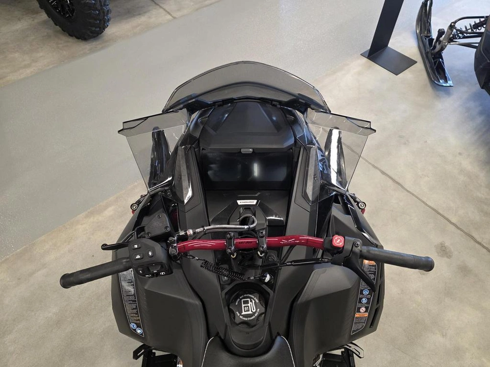 Ski-doo Renegade Enduro 900 Ace Turbo R 2025 alt