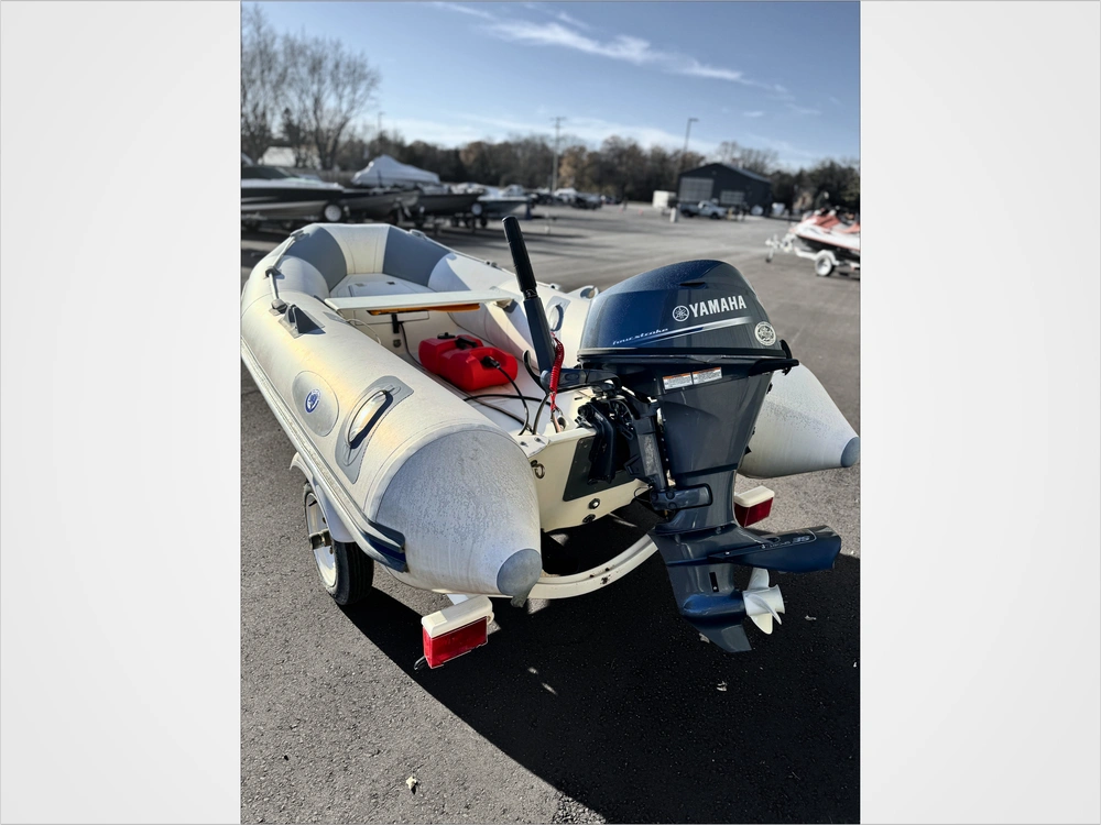 2004 West Marine Inflatable Inflatable alt