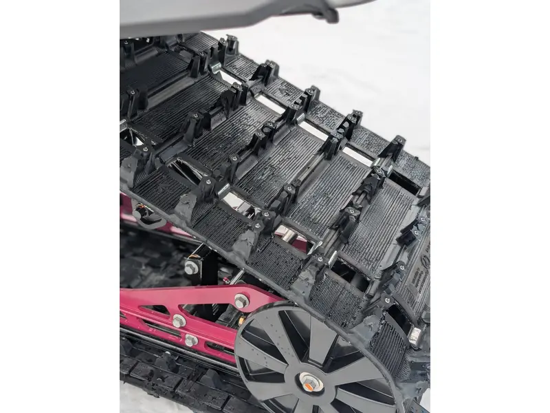 2026 Arctic Cat ZR 858 137 EXT EPS CN | 🏁 EXT 137 – performance sentier + technologie EPS 🏁 | Direction Assistée