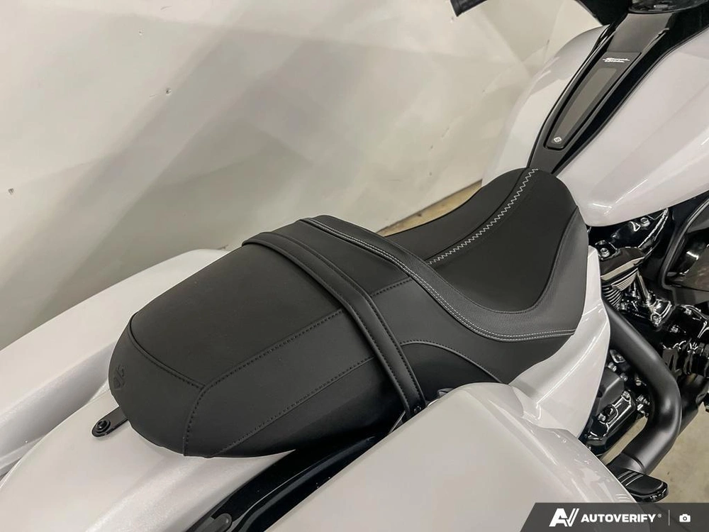 2025 Harley-davidson Flhx - Street Glide® alt