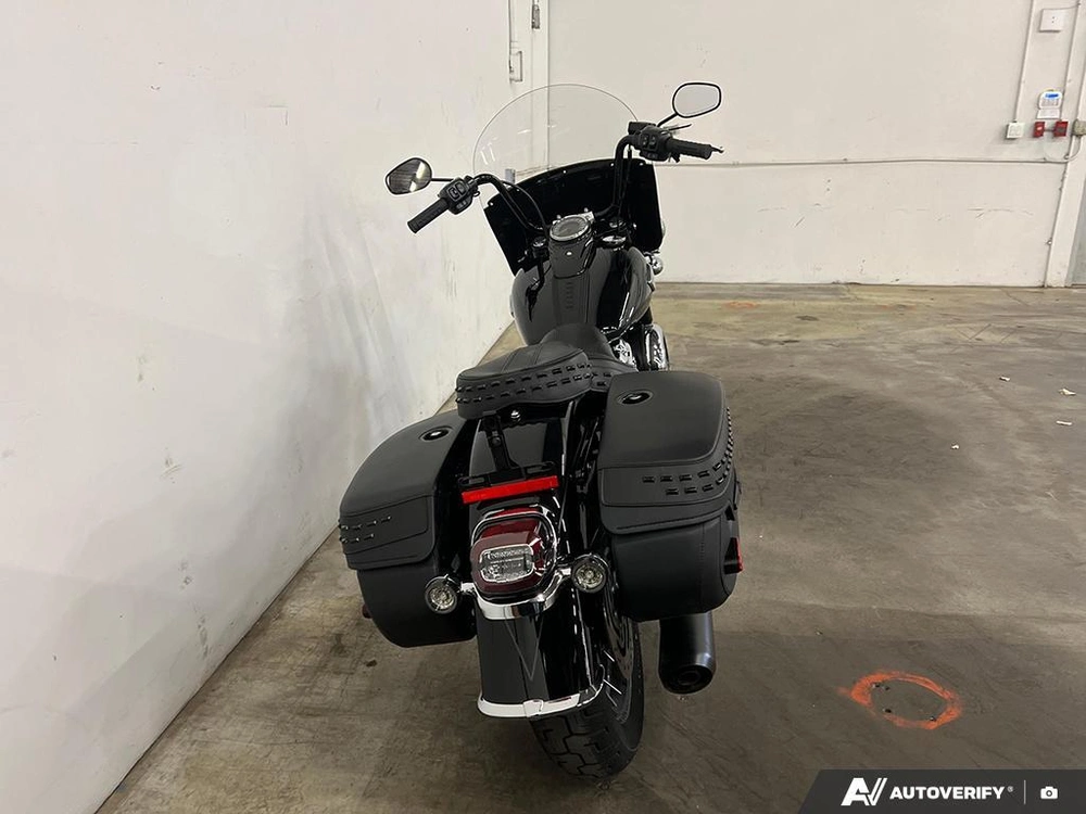 2025 Harley-davidson Flhc - Heritage Classic alt