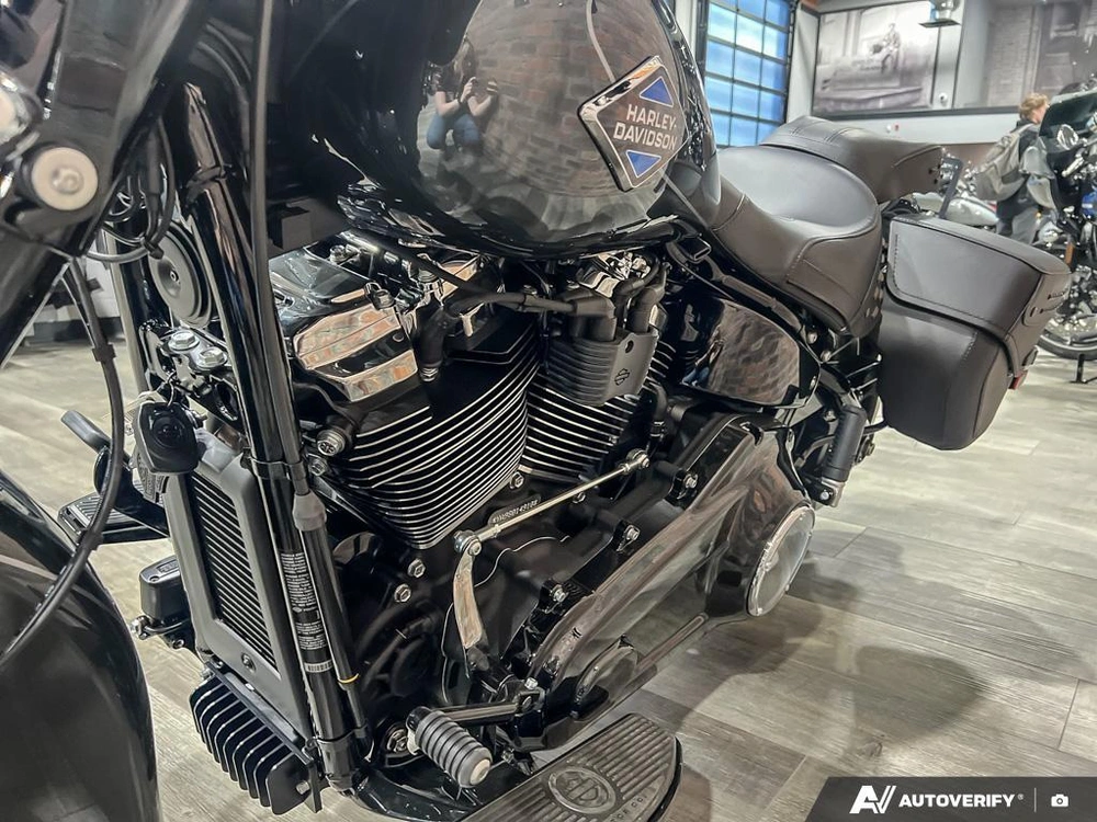 2025 Harley-davidson Flhc - Heritage Classic alt