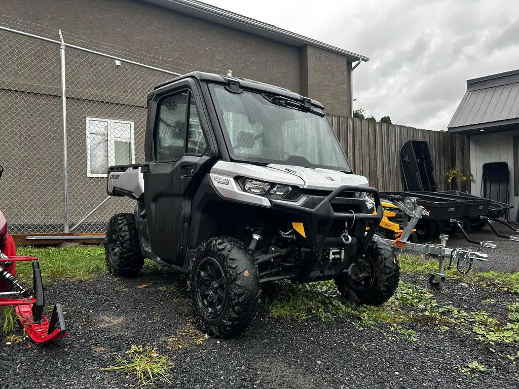 2020 Can-Am DEFENDER CAB LTD HD10