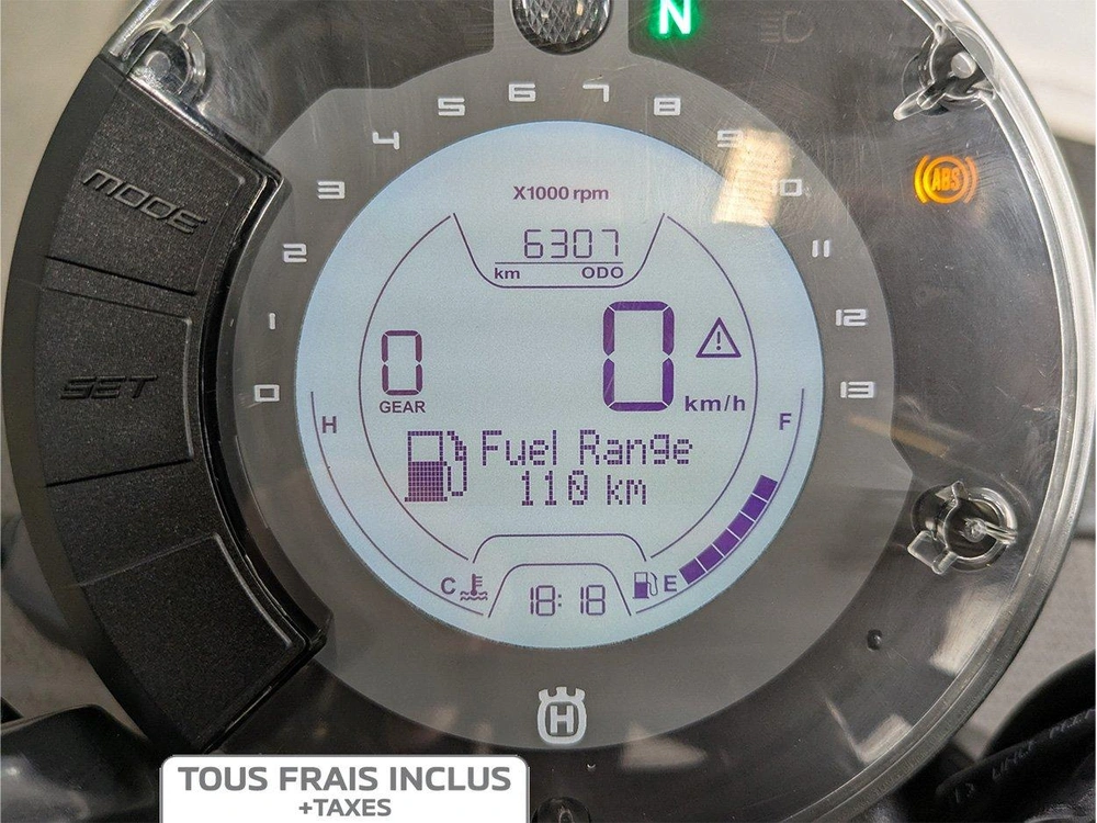 2022 Husqvarna Svartpilen 401 alt