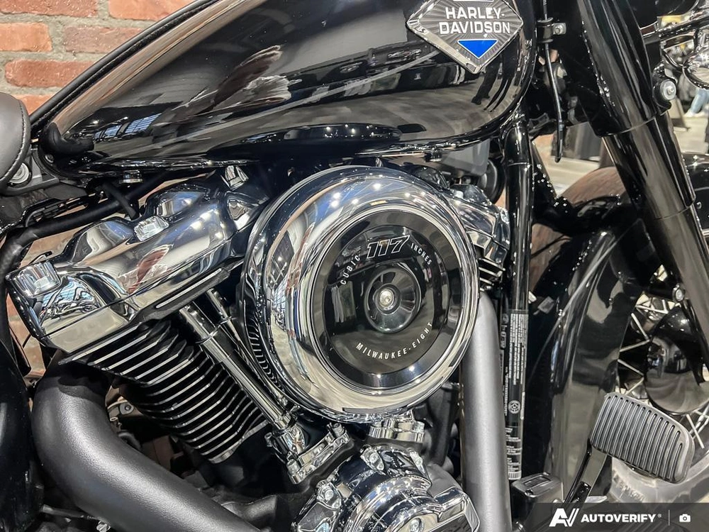 2025 Harley-davidson Flhc - Heritage Classic alt