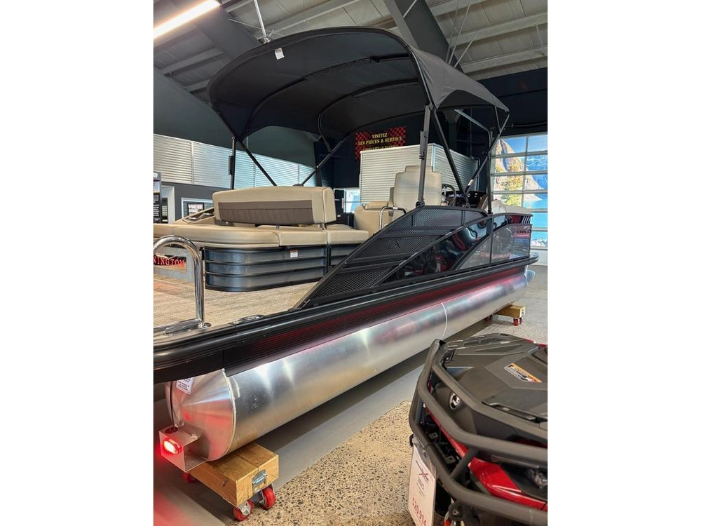 Bennington Marine 23 Lxs 2026 alt