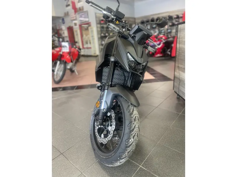 2025 Honda CB750AS DEMO - Hornet