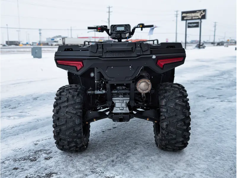 2026 Polaris Sportsman 570 Trail // Onyx Black