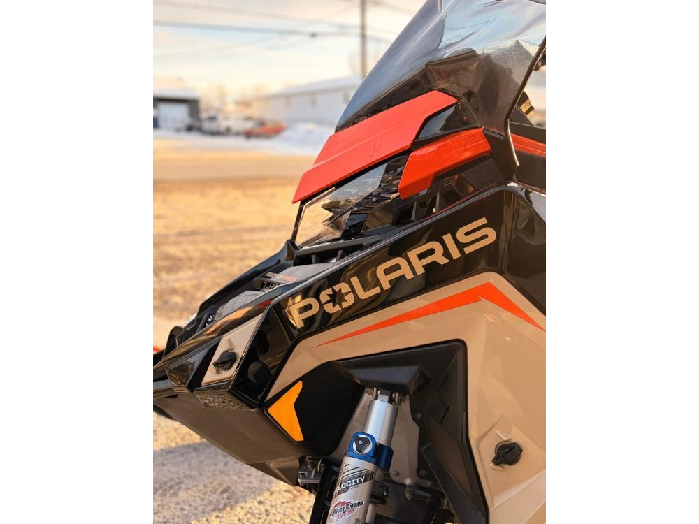 Polaris S.assault 850 2''x146 2022 alt
