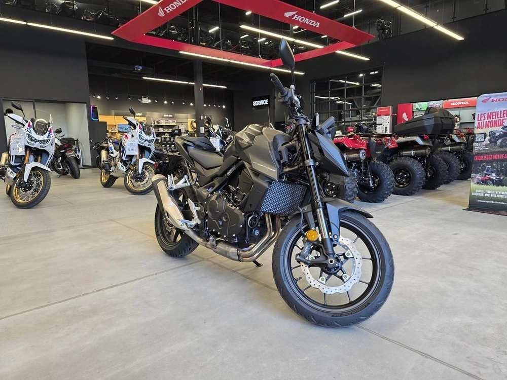 Honda Cb750 2025 alt