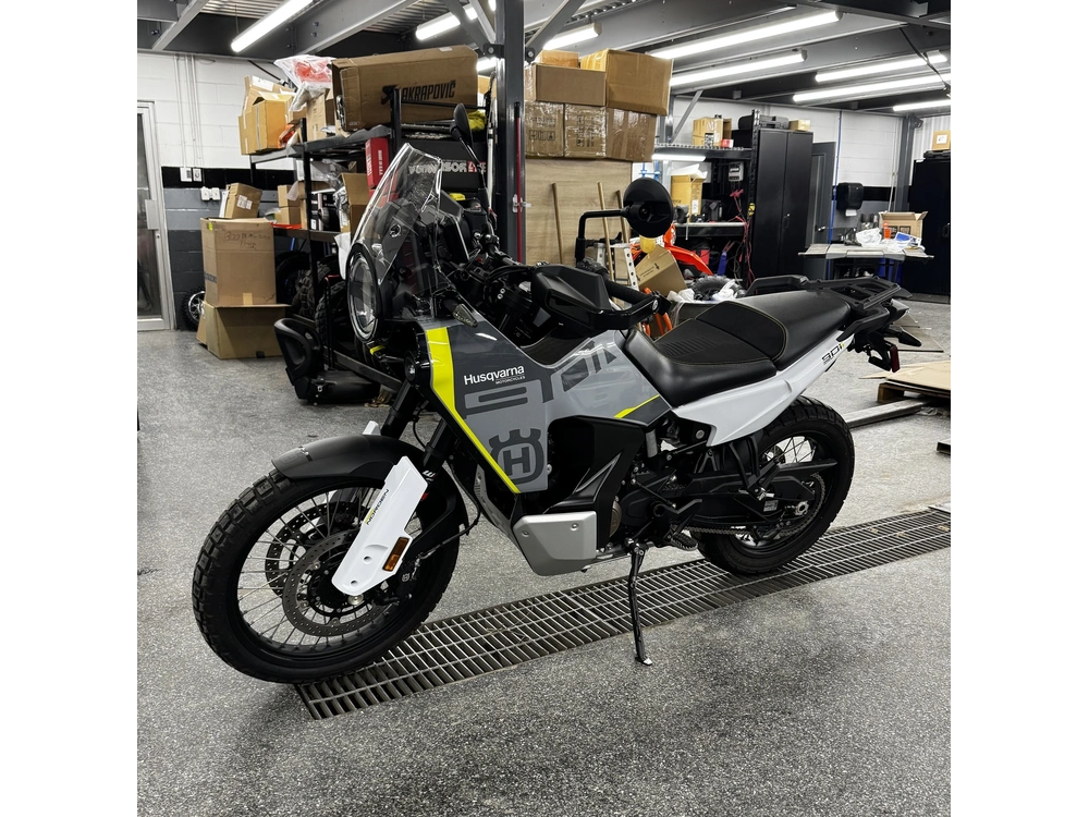 Husqvarna Norden 901 2025 alt
