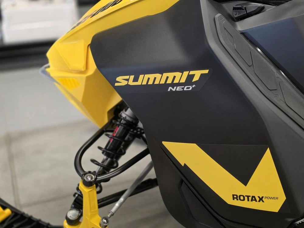 Ski-doo Summit Neo+ 600 Efi 2025 alt