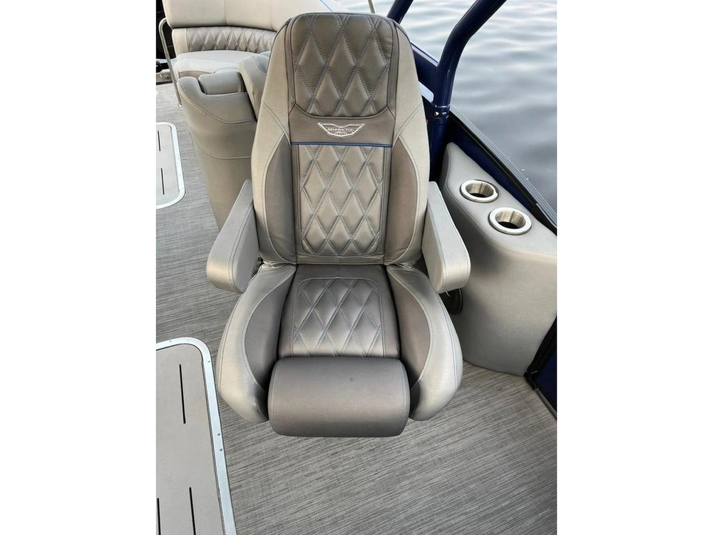 Bennington Marine 25 Rtf 2023 alt