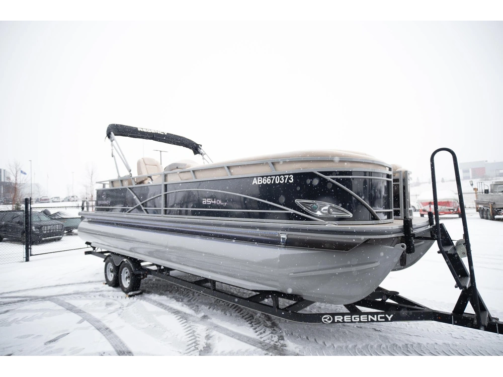 2016 Regency 254dl3 alt