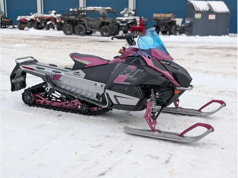 2026 Arctic Cat ZR 858 137 EXT EPS CN | 🏁 EXT 137 – performance sentier + technologie EPS 🏁 | Direction Assistée