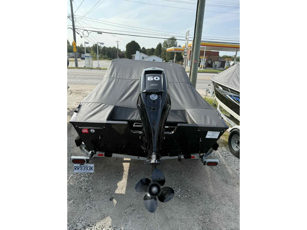 2023 Princecraft Holiday 162 Max alt