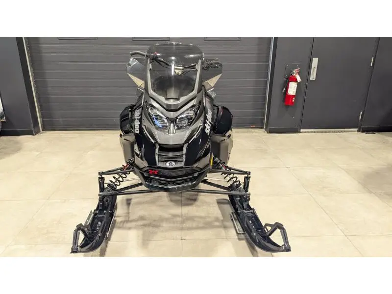 Ski-Doo RENEGADE X 900 TURBO R 2024