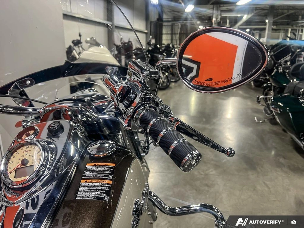 2024 Indian Motorcycle Springfield® Bronze Pearl/silver Qurtz alt