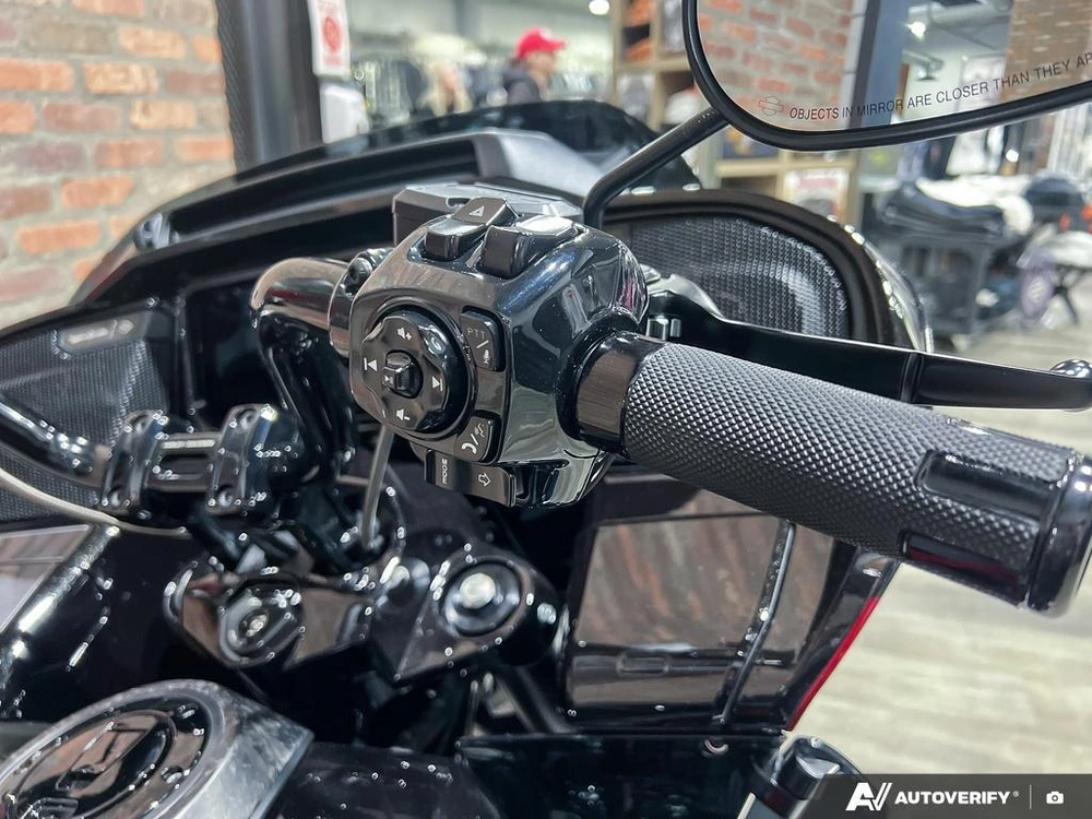 2025 Harley-davidson Fltrxstse - Cvo™ Road Glide™ St alt