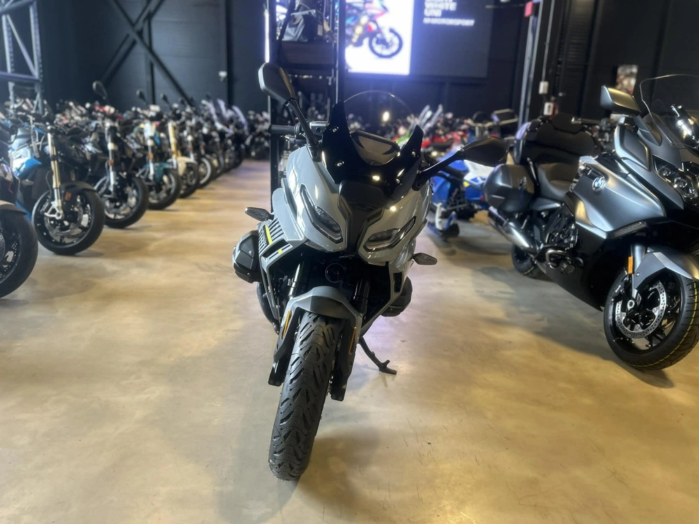 Bmw R1300rs 2026 alt