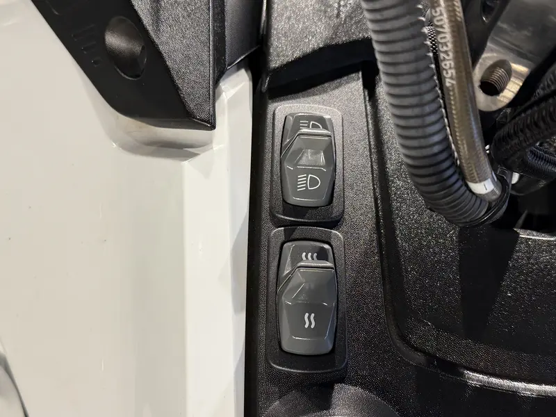 2024 Ski-Doo SUMMIT NEO 600 EFI (40) Cobra FlexEdge 1.6" E.S.   LAC