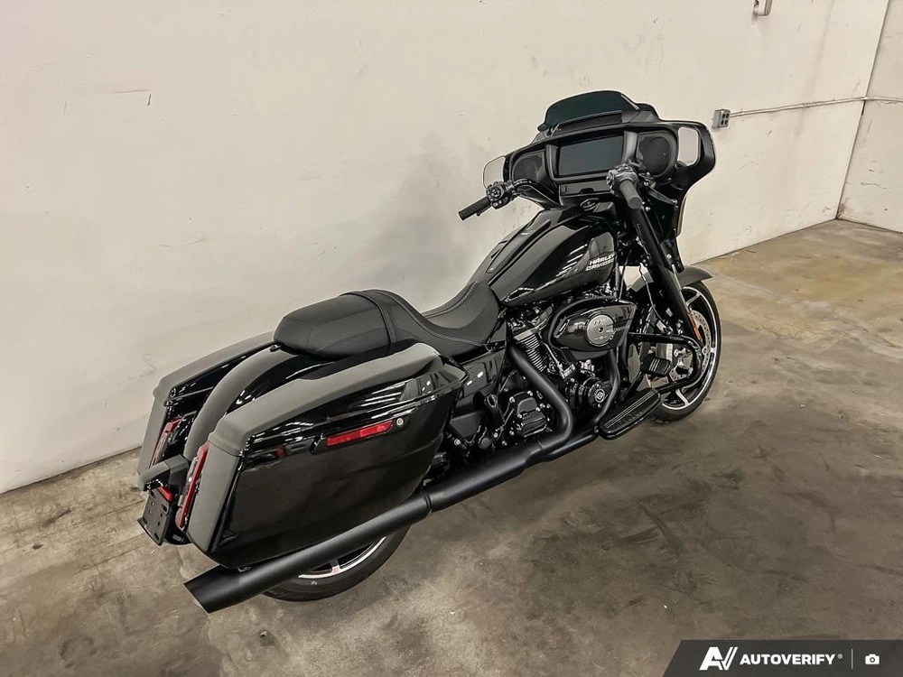 2025 Harley-davidson Flhx - Street Glide® alt