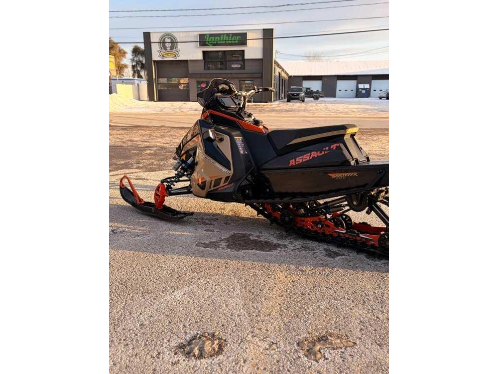 Polaris S.assault 850 2''x146 2022 alt