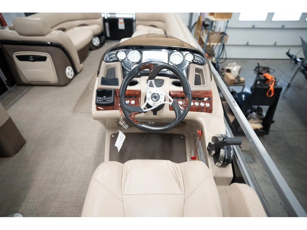 2016 Regency 254dl3 alt