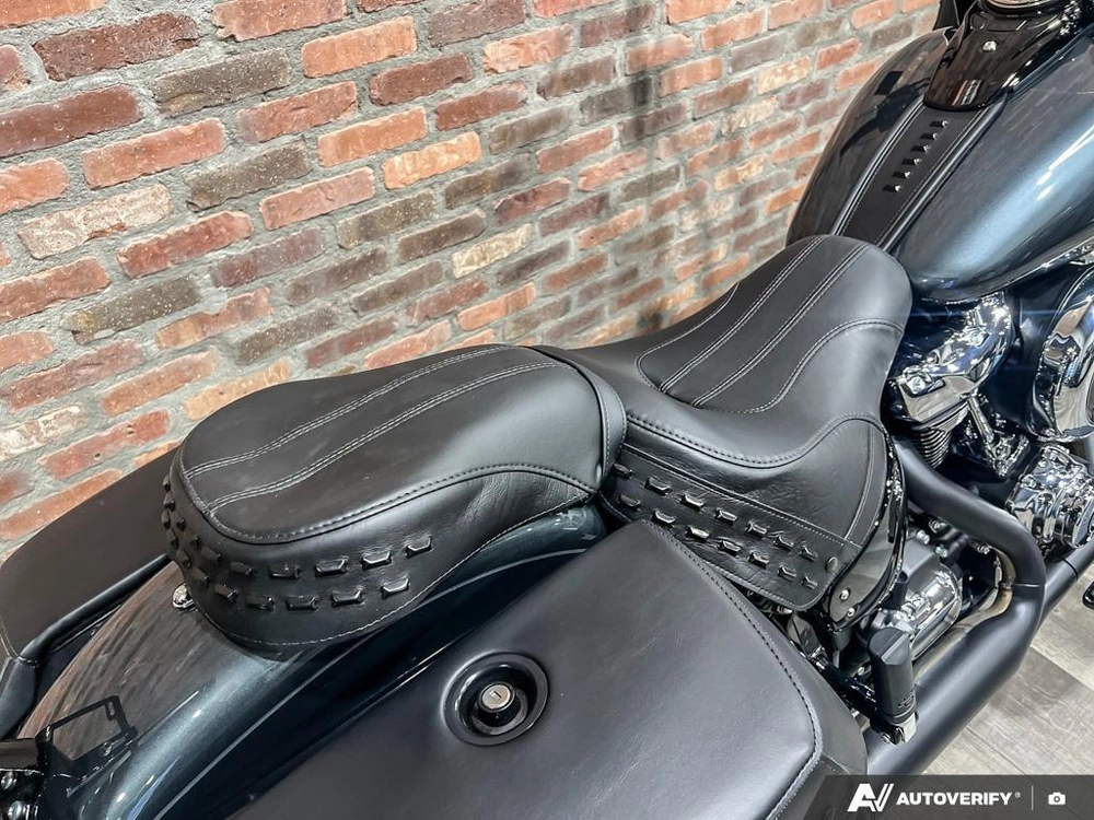 2025 Harley-davidson Flhc - Heritage Classic alt