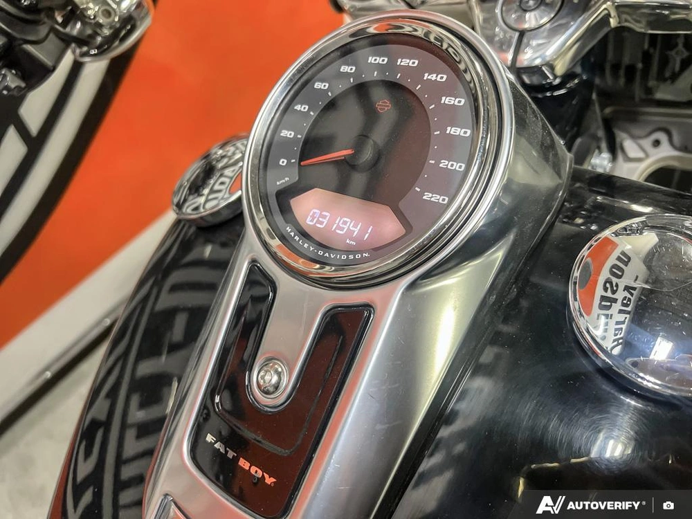 2019 Harley-davidson Flfbs - Fat Boy® 114 alt