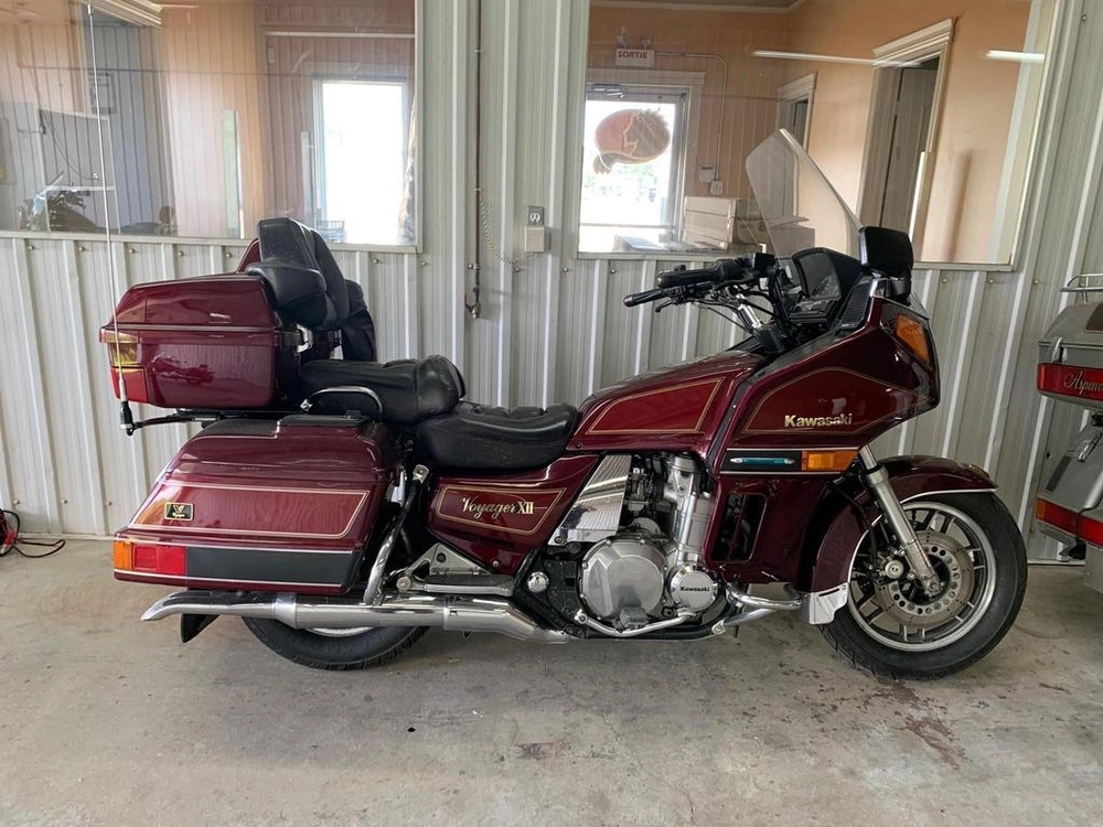 Kawasaki Zg1200 Voyager 1986 alt