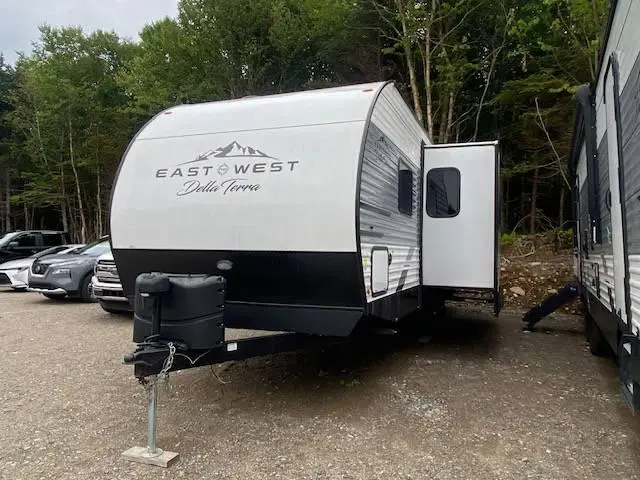 2022 Forest River River DELLA TERRA 261RB