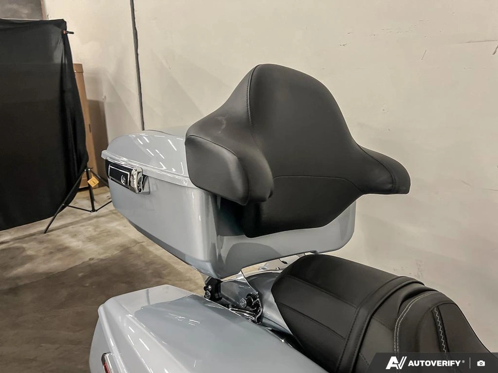 2025 Harley-davidson Flhx - Street Glide® alt