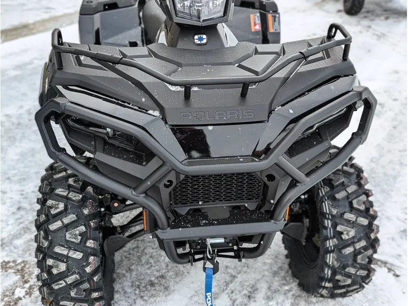 2026 Polaris Sportsman 570 Trail // Onyx Black