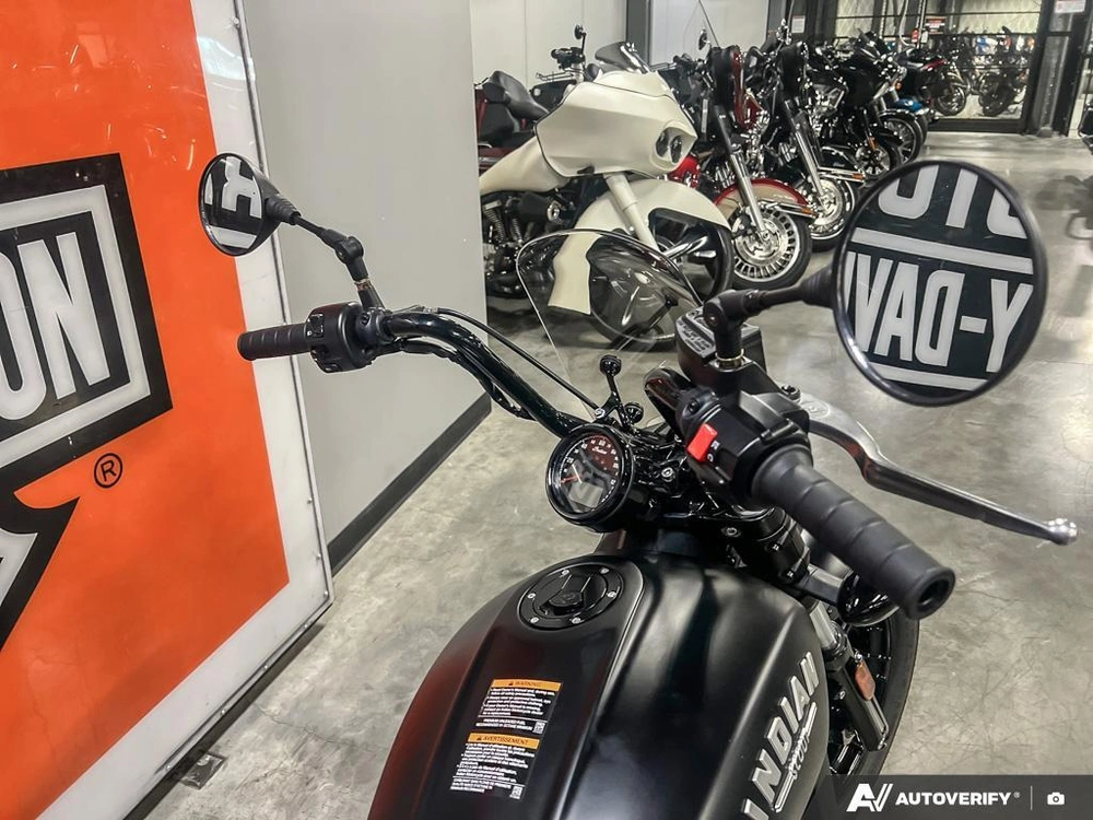 2022 Indian Motorcycle Scout® Bobber Abs Black Metallic alt