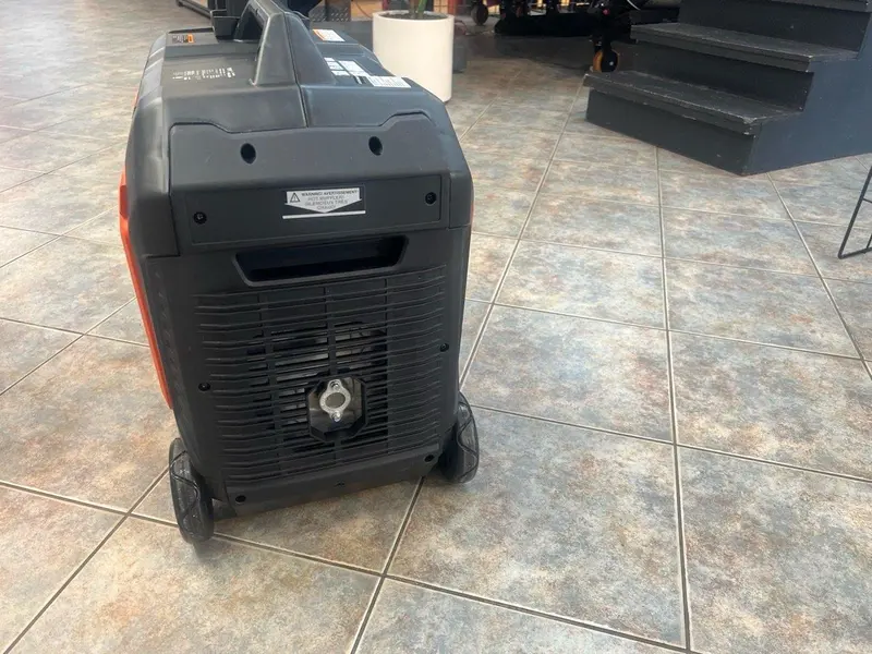 Ducar Generatrice Silencieuse 44 2026 alt