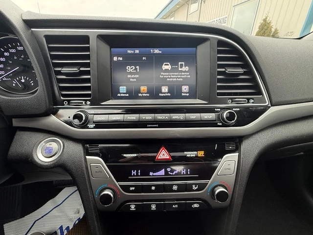 2017 Hyundai Elantra Gls alt