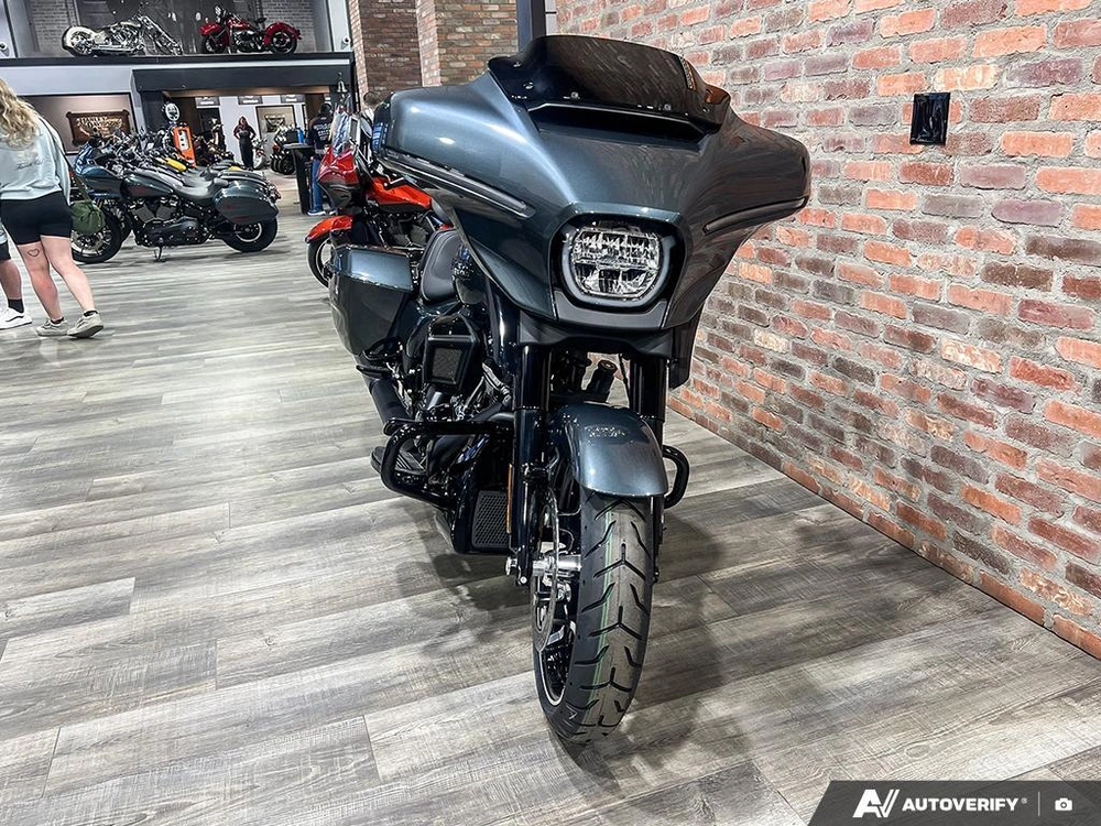 2025 Harley-davidson Flhx - Street Glide® alt